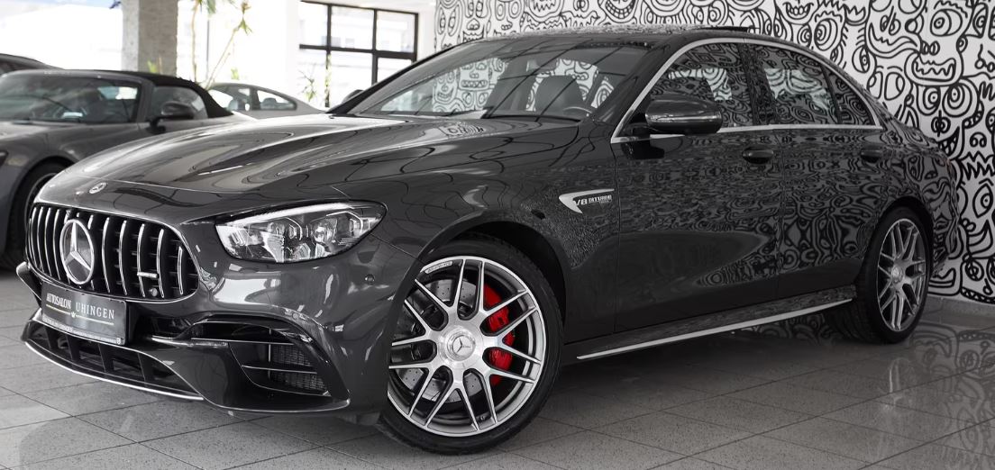 Mercedes-Benz E 63 AMG S PERFORMANCE